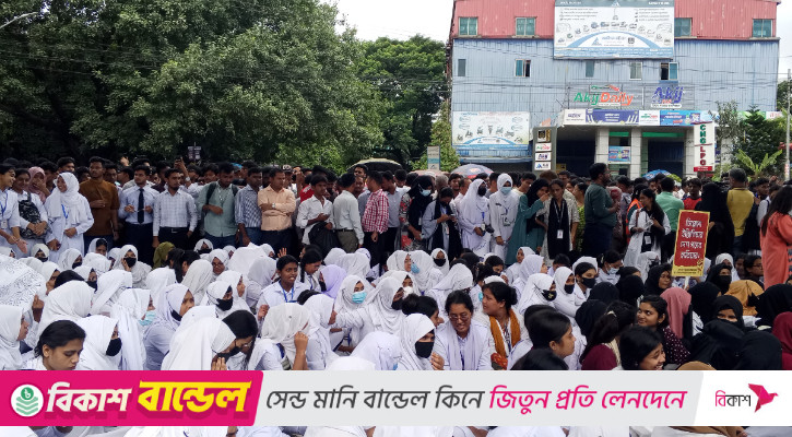 কারিগরি শিক্ষার্থীদের আন্দোলনে শিক্ষকদের সংহতি